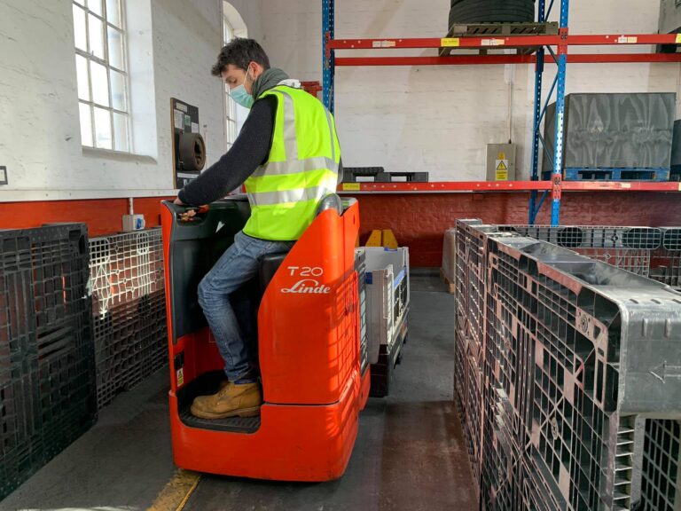 A2 Powered Pallet Truck